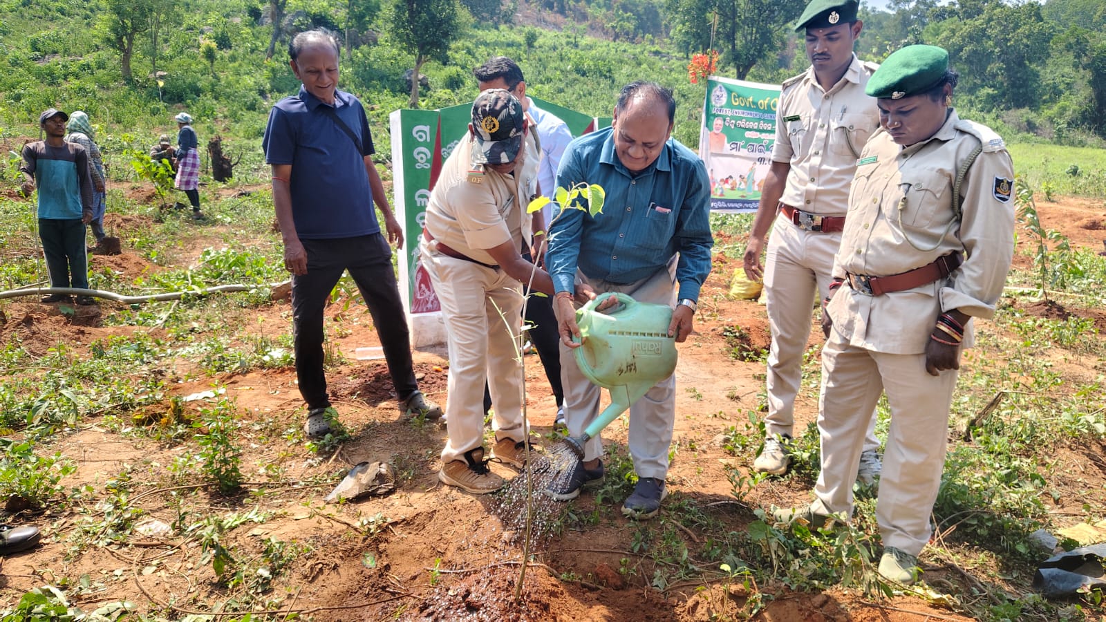 ଚନ୍ଦ୍ରଗିରିରେ ବିଶ୍ୱ ପରିବେଶ ଦିବସ ଉପଲକ୍ଷେ “ମା ପାଇଁ ଗଛଟିଏ” କାର୍ଯ୍ୟକ୍ରମ