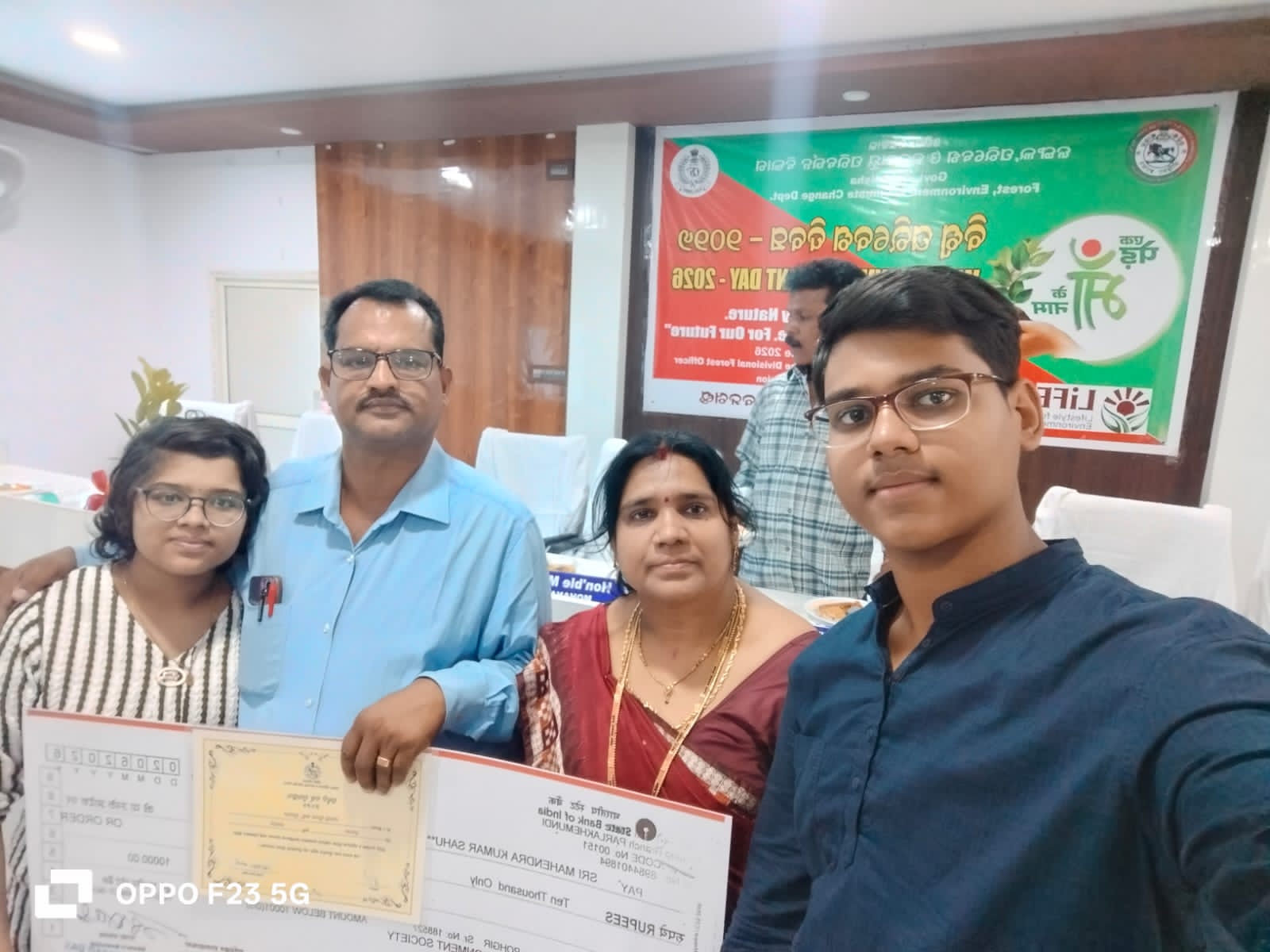 ପ୍ରକୃତି ବନ୍ଧୁ ପୁରସ୍କାରରେ ସମ୍ମାନିତ ହେଲେ ବିଜ୍ଞାନ ଶିକ୍ଷକ ମହେନ୍ଦ୍ର କୁମାର ସାହୁ