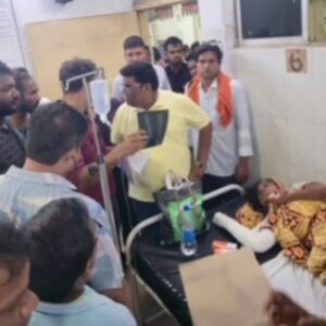 ମହେନ୍ଦ୍ରମେଳାରୁ ଫେରିବା ବେଳେ ପୁଣି ଅଘଟଣ, ଜଣେ ମୃତ, 30 ରୁ ଉର୍ଦ୍ଧ ଆହତ ।