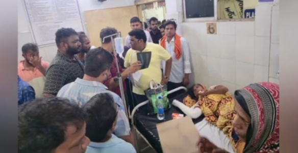 ମହେନ୍ଦ୍ରମେଳାରୁ ଫେରିବା ବେଳେ ପୁଣି ଅଘଟଣ, ଜଣେ ମୃତ, 30 ରୁ ଉର୍ଦ୍ଧ ଆହତ ।