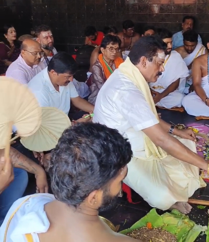 ପ୍ରଧାନମନ୍ତ୍ରୀଙ୍କ ସଫଳତା କୁ ନେଇ ବ୍ରହ୍ମପୁର ବିଧାୟକଙ୍କ ଯଞ କାର୍ଯ୍ୟକ୍ରମ।