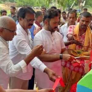 ଠାକୁରାଣୀ ମନ୍ଦିର ପ୍ରତିଷ୍ଠା ଉତ୍ସବରେ ଯୋଗଦେଲେ ପାରଳା ବିଧାୟକ ।