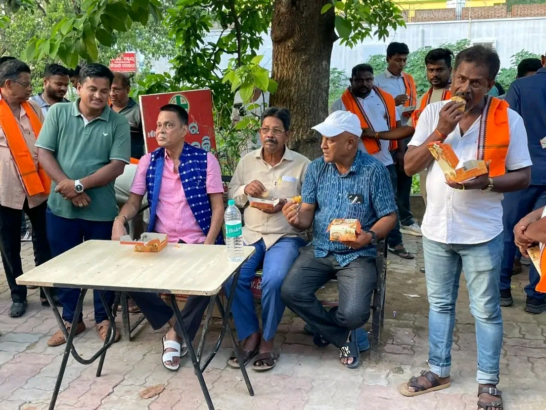 ଗଞ୍ଜାମ ଜିଲ୍ଲା ଆସିକାରେ ବିଧାୟକଙ୍କ 'ଚା ଖଟି': ଜନସାଧାରଣଙ୍କ ସହ ସିଧାସଳଖ ଆଲୋଚନା l