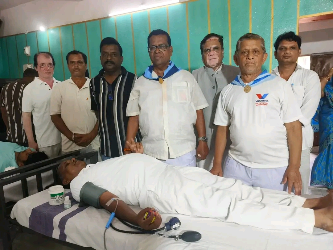 ଗଞ୍ଜାମ ଜିଲ୍ଲା ଧରାକୋଟ ସତ୍ୟସାଇ ସେବା ଗୃଫ ପକ୍ଷରୁ ରକ୍ତଦାନ ଶିବିର l