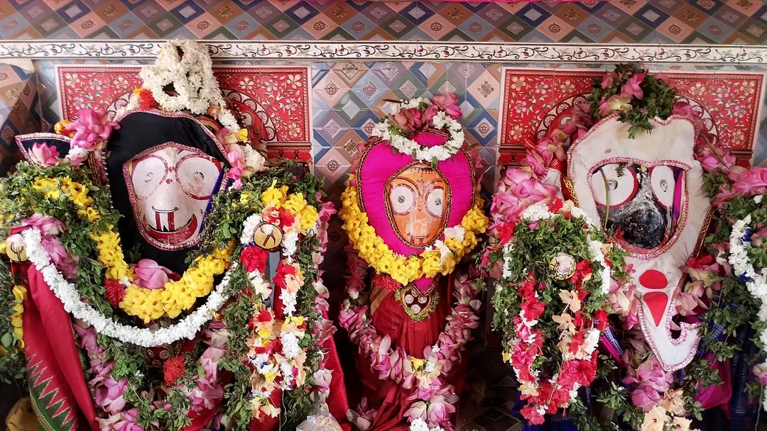 ଗଞ୍ଜାମ ଜିଲ୍ଲା ବୁଗୁଡ଼ାର ଶ୍ରୀ ବଳଦେବଜୀଉ ମନ୍ଦିରରେ ମହାପ୍ରଭୁଙ୍କ ସ୍ନାନଯାତ୍ରା ଅନୁଷ୍ଠିତ