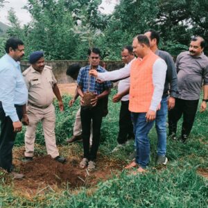 ତହସିଲ କାର୍ଯ୍ୟାଳୟ ଠାରେ ବନମହୋତ୍ସବ ପାଳିତ