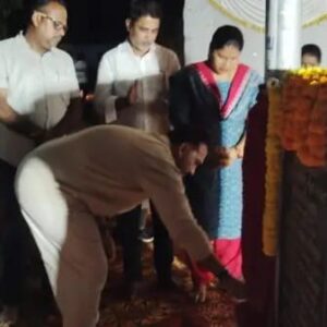 ବେତାଗୁଡ଼ା ଅଞ୍ଚଳ ରେ ଆଲୋକିକରଣ ଶୁଭାରମ୍ଭ କଲେ ବିଧାୟକ।