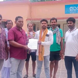ଗଞ୍ଜାମ ଜିଲ୍ଲା ପ୍ରଧାନ ଶିକ୍ଷକଙ୍କ ବିରୋଧରେ ସଙ୍ଗୀନ ଅଭିଯୋଗ, ବହିଷ୍କାର ଦାବିରେ ଜିଲ୍ଲା ଶିକ୍ଷାଧିକାରୀଙ୍କୁ ଲିଖିତ ଅଭିଯୋଗ ଜଣାଇଲେ ପରିଚାଳନା କମିଟି !