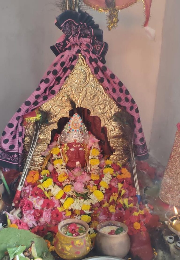 ମୋହନା ବୁଢ଼ୀ ମା’ ଠାକୁରାଣୀଙ୍କ ମନ୍ଦିରରୁ ମା’ଙ୍କ ମୁକୁଟ ଓ ବିଭିନ୍ନ ସାମଗ୍ରୀ ଚୋରୀ ।