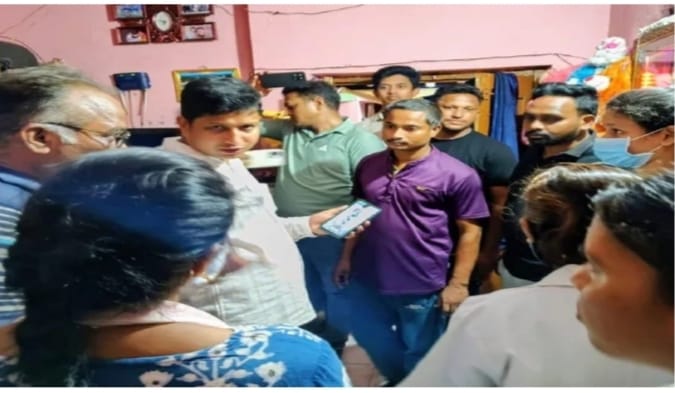 ଖଲିଗୁଡା ଗ୍ରାମ ନିକଟରୁ ଏକ ବନ୍ଦ ବ୍ୟାଗ୍‌ ଭିତରୁ ଜଣେ ଅଜଣା ମହିଳାଙ୍କ ମୃତଦେହ ଉଦ୍ଧାର ଘଟଣାର ରାୟଗଡା ଜିଲ୍ଲା ପୁଲିସକୁ ମିଳିଛି ବଡ଼ ସଫଳତା I