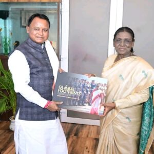 ଗଞ୍ଜାମର ଆର୍ମି ଏୟାର ଡିଫେନ୍ସ କଲେଜରେ ରାଷ୍ଟ୍ରପତି ଦ୍ରୌପଦୀ ମୁର୍ମୁ ଓ ମୁଖ୍ୟମନ୍ତ୍ରୀ ମୋହନ ଚରଣ ମାଝୀ