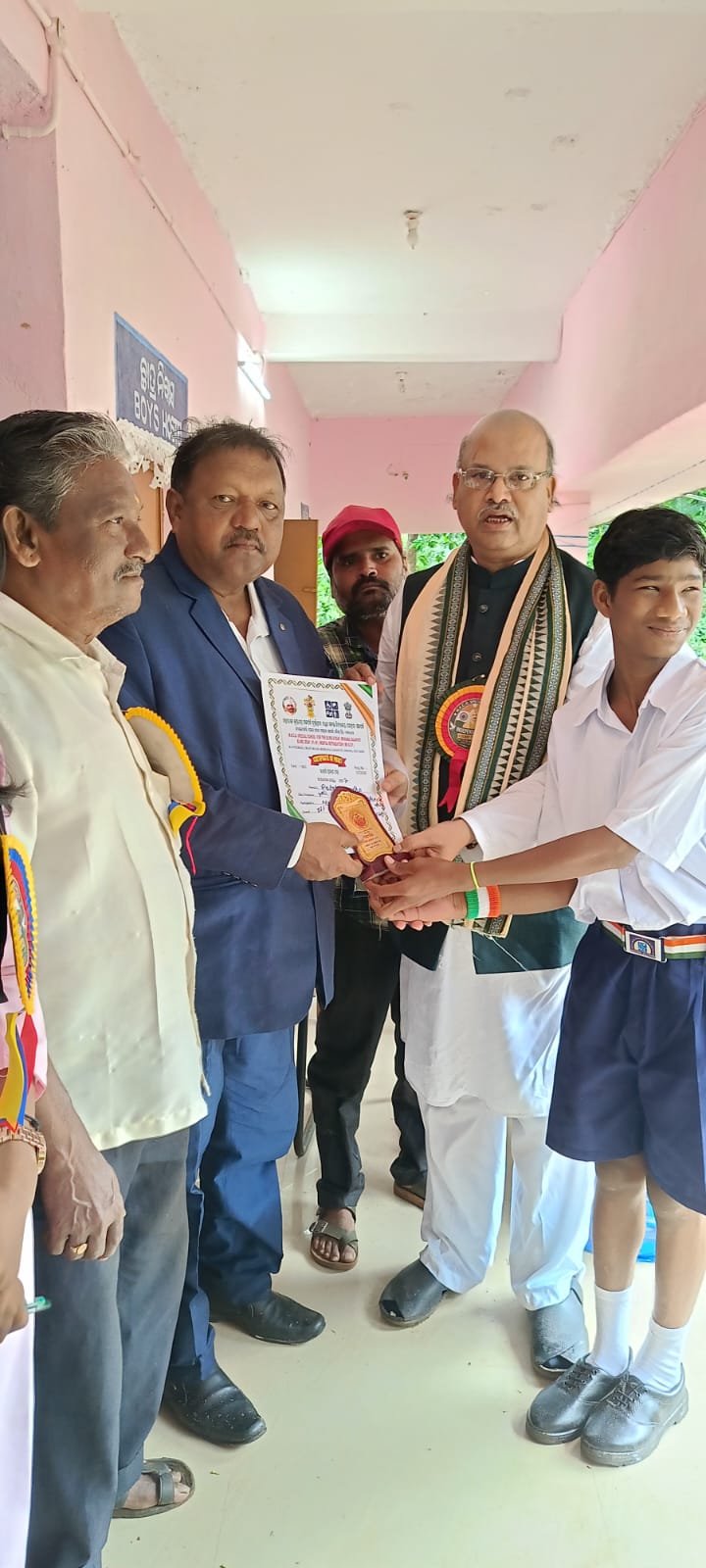 ଏମ କେ ସି ଜି ସ୍ଵତନ୍ତ୍ର ବିଦ୍ୟାଳୟ ରେ 80 ତମ ସ୍ଵାଧୀନତା ଦିବସ ପାଳନ ହୋଇଯାଇଛି ।