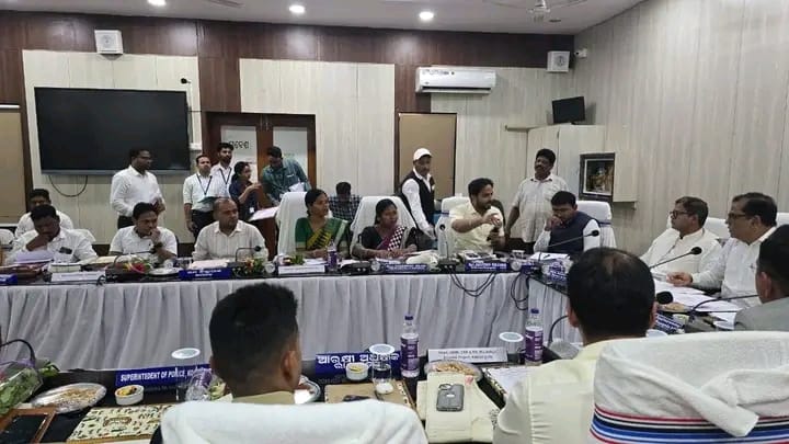 କଂସାରୀଗୁଡ଼ା ଆଦିତ୍ୟ ଆଲୁମିନା ରିଫାଇନାରୀ ପ୍ରକଳ୍ପର ୫ମ ପୁନର୍ବାସ ଓ ପାରିପାର୍ଶ୍ୱିକ ଉନ୍ନୟନ ପରାମର୍ଶଦାତା କମିଟିବୈଠକ