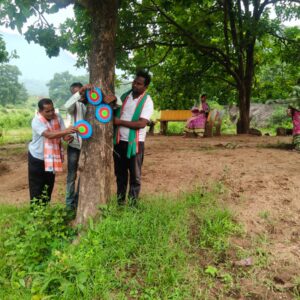 ପ୍ରକୃତି ସୁରକ୍ଷାର ବାର୍ତ୍ତା ଦେଇ ନିଆରା ଢଙ୍ଗରେ ରାକ୍ଷୀ ବନ୍ଧନ