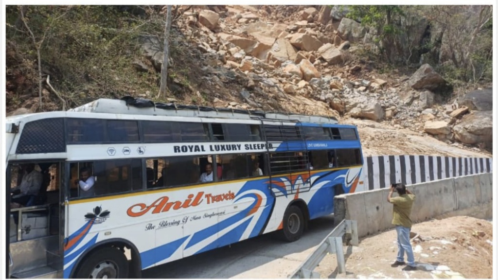 ସମ୍ଭାବ୍ୟ ବାତ୍ୟା ଓ ପ୍ରବଳ ବର୍ଷାକୁ ନେଇ ପ୍ରଶାସନର ସତର୍କତା