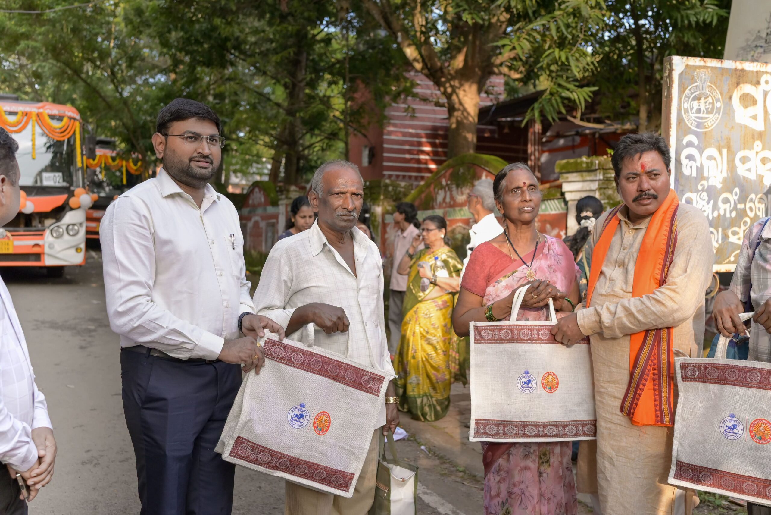 କୋରାପୁଟରେ ଶ୍ରୀ ଜଗନ୍ନାଥ ଦର୍ଶନ ଯୋଜନାର ପ୍ରଥମ ଯାତ୍ରା ଶୁଭାରମ୍ଭ