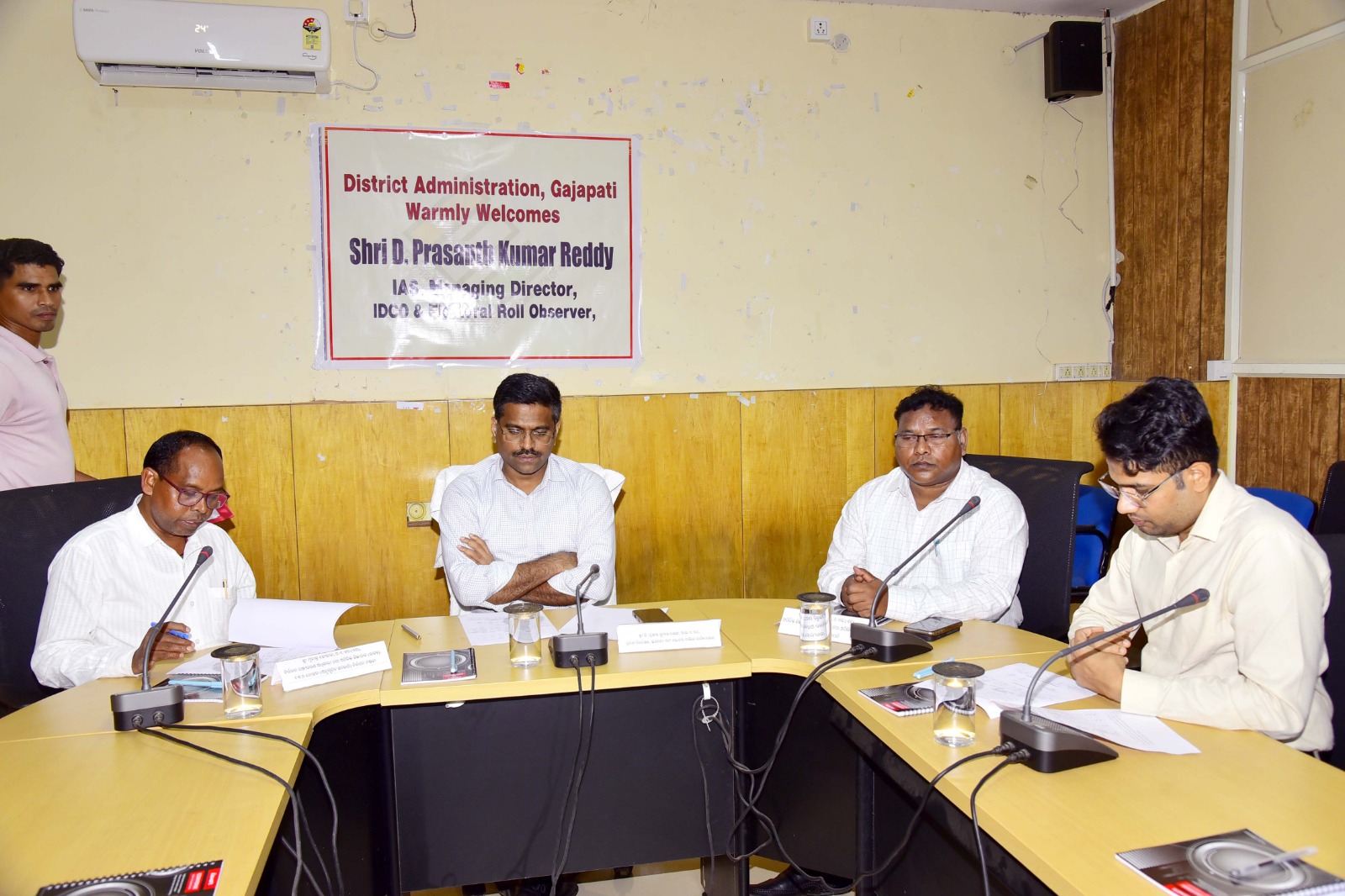 ସ୍ୱତନ୍ତ୍ର ସଘନ ସଂଶୋଧନ ପର୍ଯ୍ୟବେକ୍ଷକଙ୍କ ଗଜପତି ଜିଲ୍ଲା ଗସ୍ତ ।