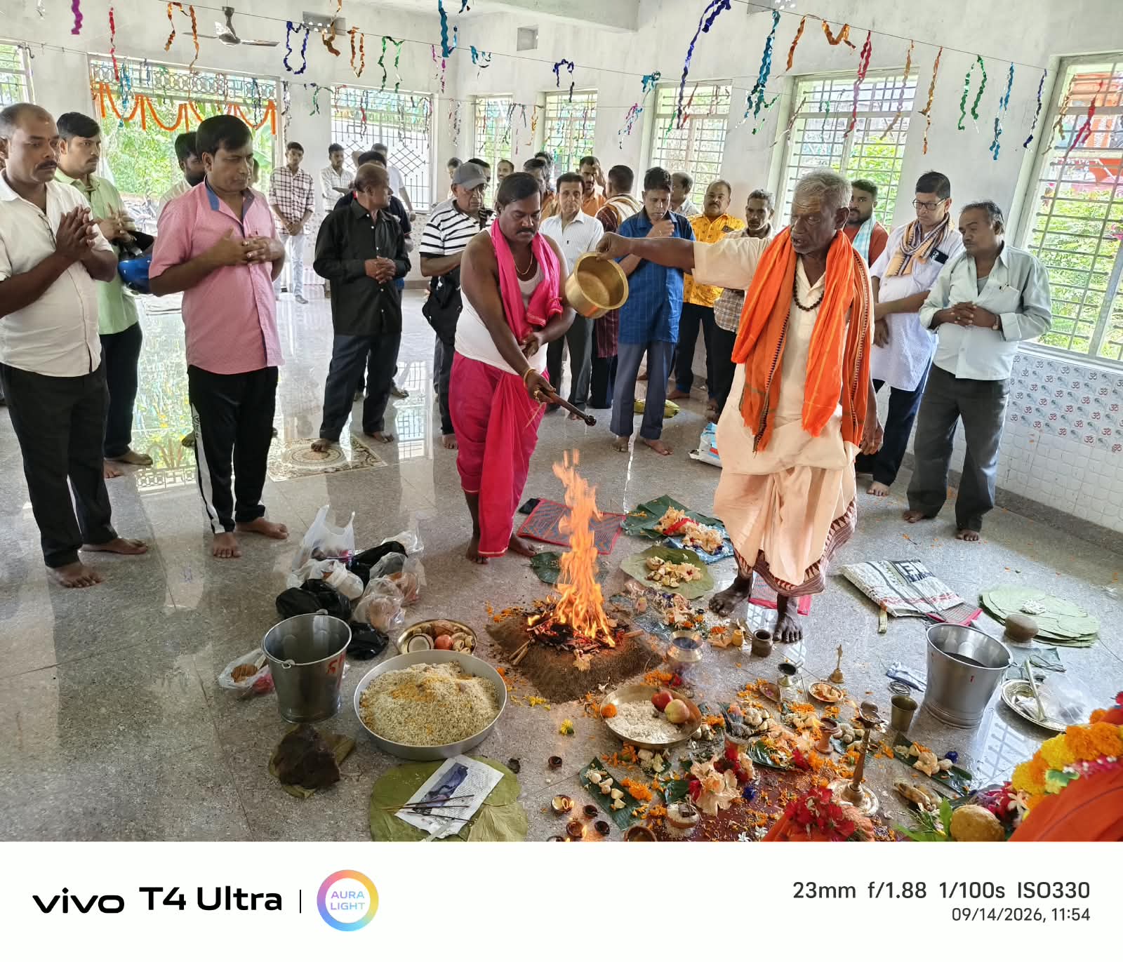 ବଡଖେମୁଣ୍ଡି ତାଲୁକା ମାଳମୁଠା ମଧୁବୈଶ୍ୟ ସମାଜର ଗଣେଶ ପୂଜା ଓ ବାର୍ଷିକ ବନ୍ଧୁମିଳନ ।
