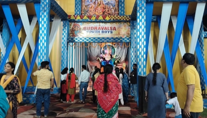 ଗଜାନନ ଗଣେଶ ଙ୍କ ପୂଜା ଉପଲକ୍ଷେ ଆଲୋକମାଳା ରେ ଝଲସିଲା ରାୟଗଡ ସହର