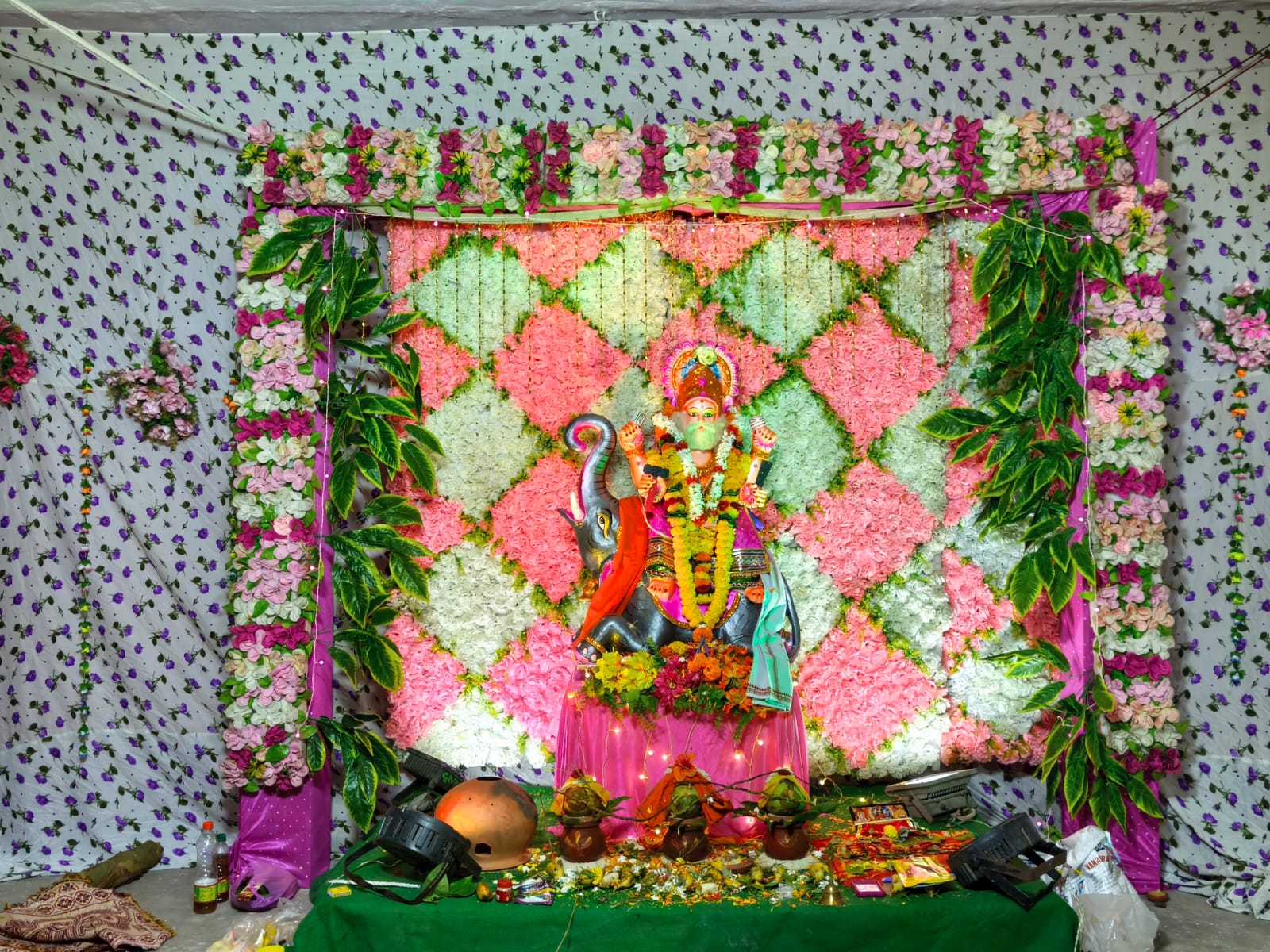 *ପୂର୍ତ୍ତ ବିଭାଗ କାର୍ଯ୍ୟାଳୟରେ ବିଶ୍ୱକର୍ମା ପୂଜା ପାଳିତ ।