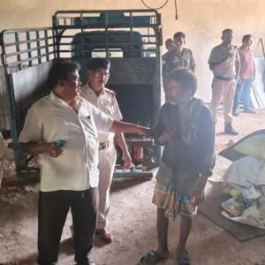 ବାଣ ଗୋଦାମରେ ପୁଣି ପୁଲିସ ଚଢ଼ାଉ ।