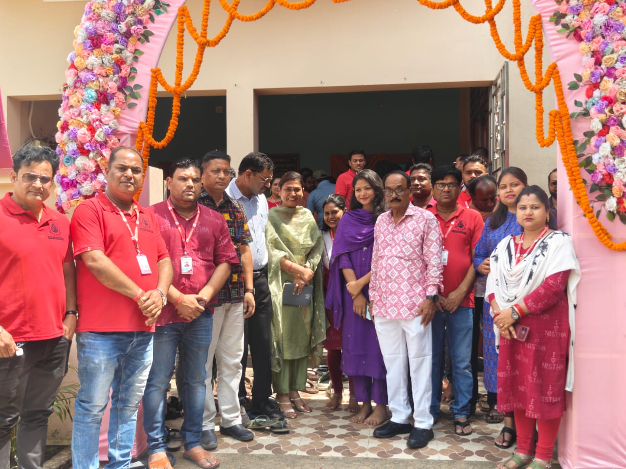 ବିଶ୍ବ ରକ୍ତଦାତା ଦିବସ ଅବସରରେ "ନିଷ୍ଠା ପରିବାର" ର ରକ୍ତଦାନ ଉତ୍ସବ ୧୦୩ ୟୁନିଟ୍ ରକ୍ତ ସଂଗୃହୀତ ହୋଇଯାଇଛି।