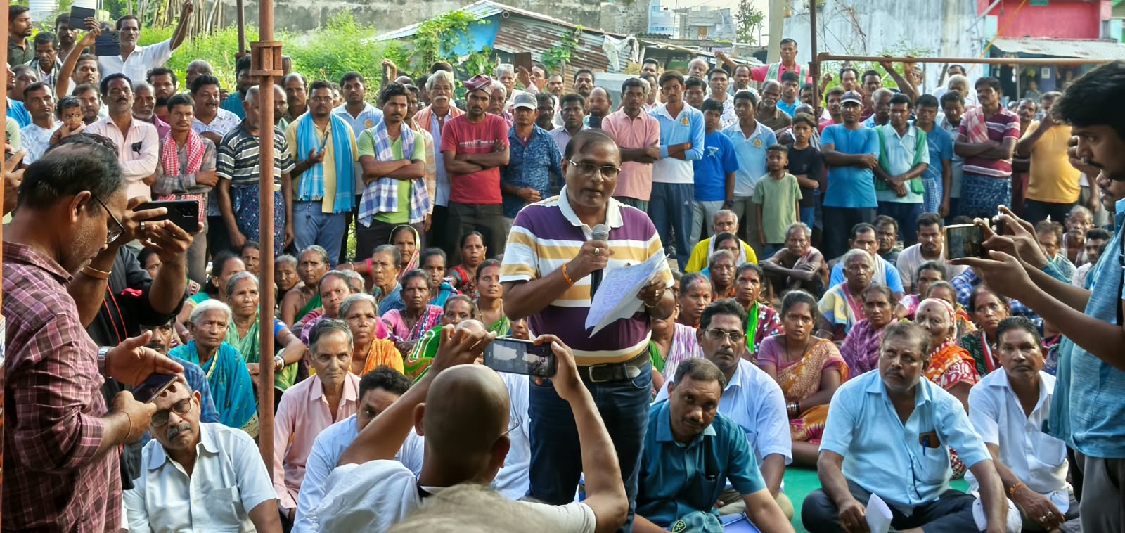 ନେରେଡି ବ୍ୟାରେଜ ନିର୍ମାଣ ନେଇ ଉଚ୍ଚସ୍ତରୀୟ କମିଟିର ସାରା ଗ୍ରାମ ଗସ୍ତ ଓ କ୍ଷେତ୍ରସ୍ଥଳ ପରିଦର୍ଶନ ।