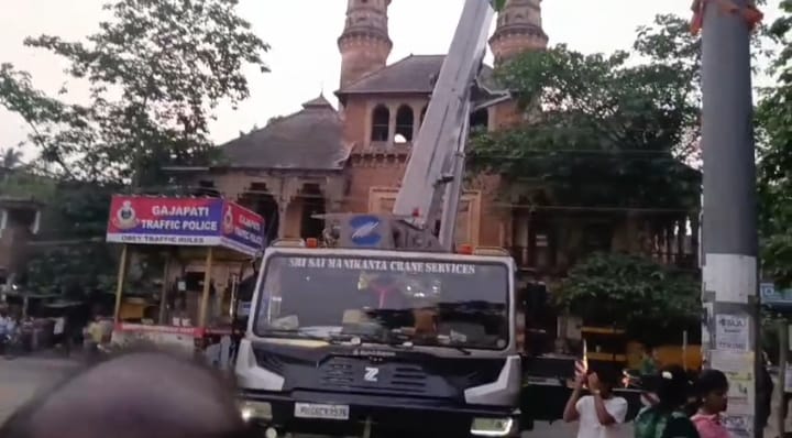 ରାଣୀ କଲ୍ୟାଣୀ ଦେବୀଙ୍କ ପ୍ରୟାସରେ ରାଜା ନହରର ସଫେଇ ଓ ସୌନ୍ଦର୍ଯ୍ୟକରଣ କାର୍ଯ୍ୟ ଆରମ୍ଭ