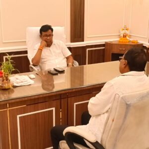 ଓଡ଼ିଶା ପିସିସି ସଭାପତି ଭକ୍ତଚରଣ ଦାସ ଓ AICC ନେତୃବୃନ୍ଦଙ୍କୁ ଭେଟିଲେ ଜସ୍ମିନ୍ ଶେଖଙ୍କ ସମେତ ଗଜପତି ଜିଲ୍ଲା କଂଗ୍ରେସ ନେତୃବୃନ୍ଦ ।