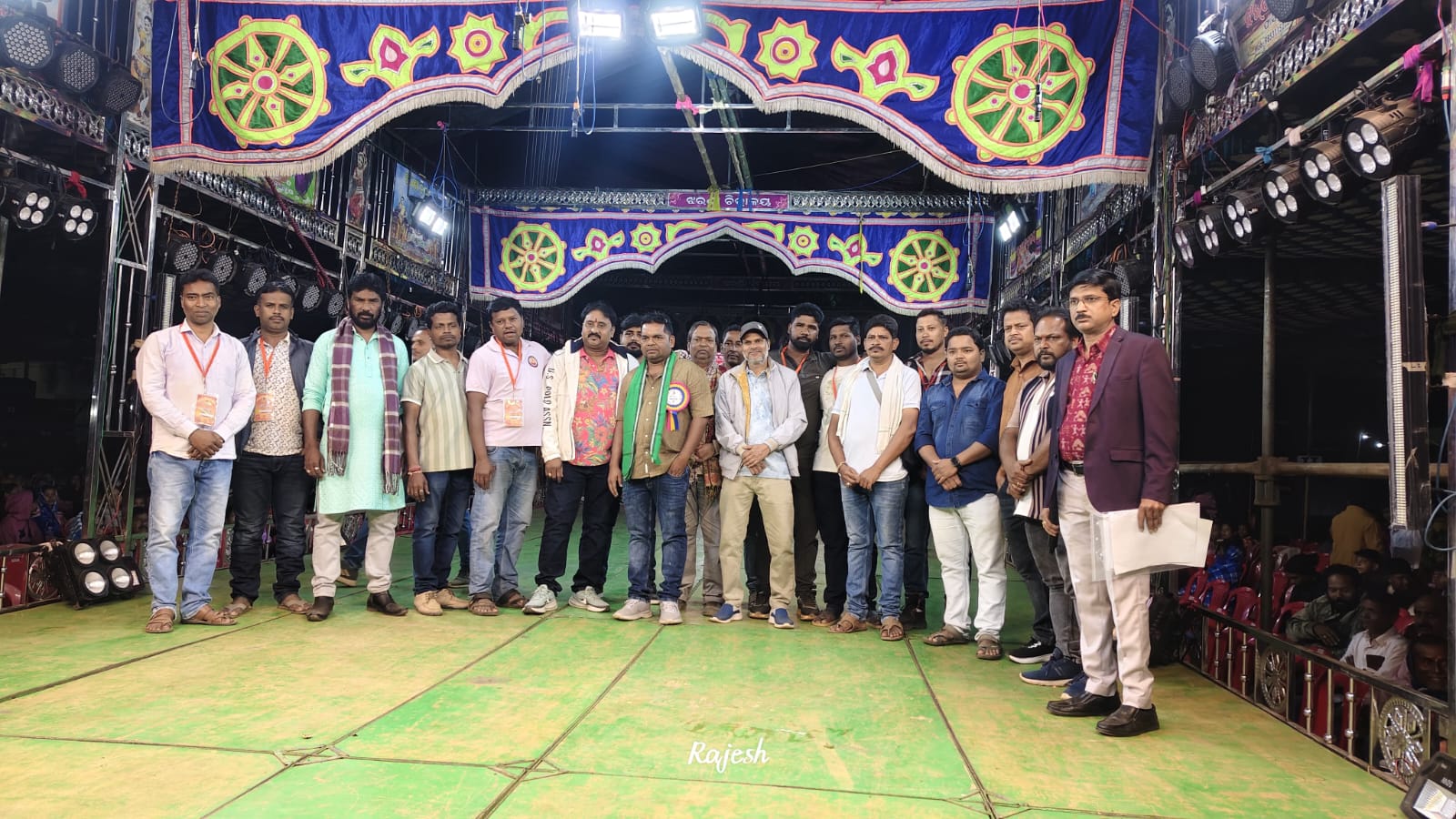 ଦଶହରା ଅବସରରେ ମା ବ୍ୟାଘ୍ରଦେବୀ କଳା ଓ ସଂସ୍କୃତି ପରିଷଦ ତରଫରୁ ସାମାଜିକ ନାଟକ ପରିବେଷଣ.....