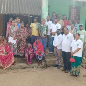 ପୁଅର ମରଶରୀର ଗାଁକୁ ଆଣିବାକୁ ବିଲ ବନ୍ଧକ ରଖିଲେ ବୃଦ୍ଧ ବାପା; ପରିବାରକୁ ସରକାରୀ ସହାୟତା ପାଇଁ ସ୍ଵାକ୍ ର ପ୍ରୟାସ