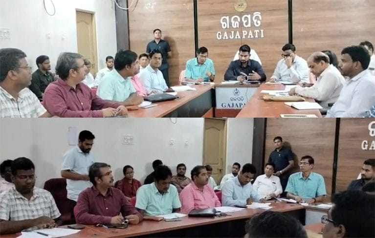 ବର୍ତ୍ତମାନ ସୁଦ୍ଧା ଗଜପତି ଜିଲ୍ଲାର ୧୦,୨୦୦ ଲୋକ ବାତ୍ୟା ଆଶ୍ରୟସ୍ଥଳୀକୁ ସ୍ଥାନାନ୍ତରଣସମ୍ଭାବ୍ୟ ବାତ୍ୟାର ମୁକାବିଲା ସହ ଲୋକଙ୍କ ସୁରକ୍ଷା ହେଉଛି ଆମର ପ୍ରାଥମିକତା : ମନ୍ତ୍ରୀ ଶ୍ରୀ ସୂର୍ଯ୍ୟବଂଶୀ ସୂରଜ  ।