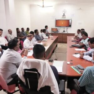 ସମ୍ଭାବ୍ୟ ବାତ୍ୟା 'ଅର୍ଣ୍ଣବ'ର ମୁକାବିଲା ପାଇଁ ମନ୍ତ୍ରୀ ଶ୍ରୀ ସୂର୍ଯ୍ୟବଂଶୀ ସୂରଜଙ୍କ ଉଚ୍ଚସ୍ତରୀୟ ବୈଠକ...